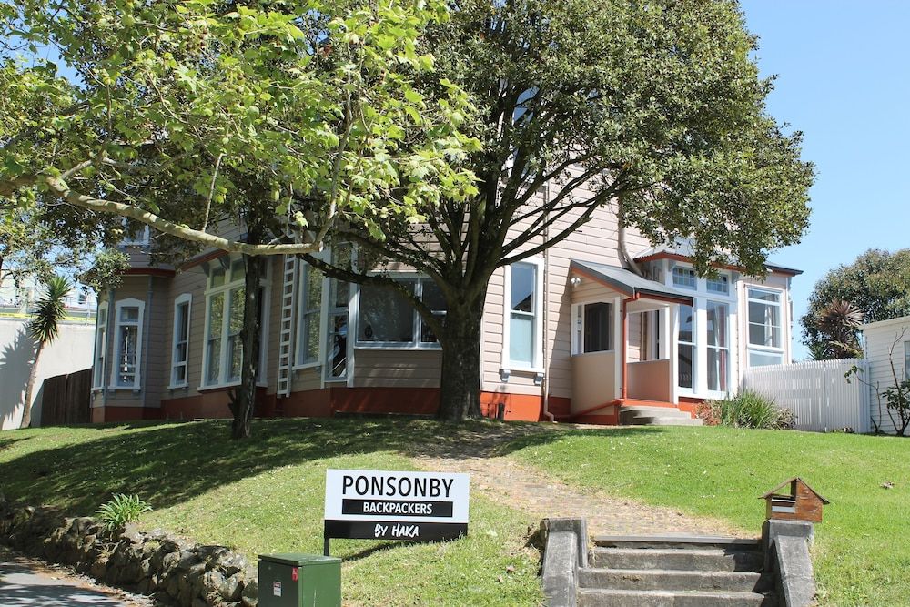 undefined Haka Lodge Ponsonby - Hostel 6