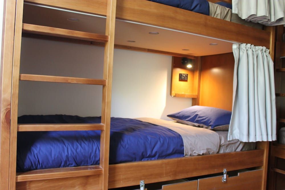 undefined Haka Lodge Ponsonby - Hostel 8