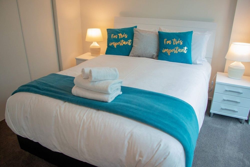 undefined Modern 1 Bdr Downtown Apt 3 Mins to Spark Arena 2