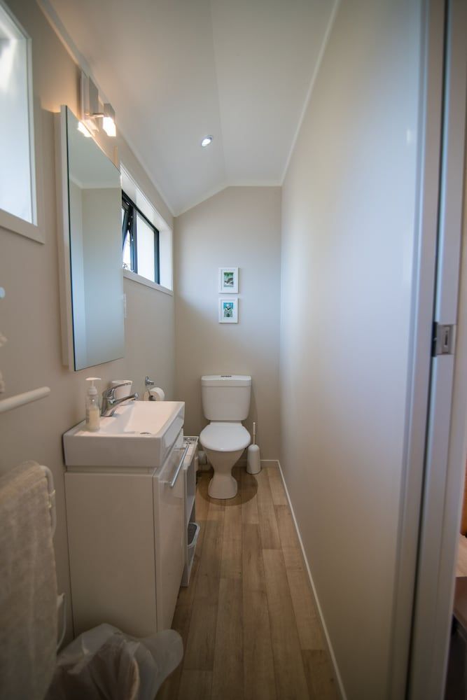 Terry and Cindy's B&B Deluxe Studio Suite, Garden View 5