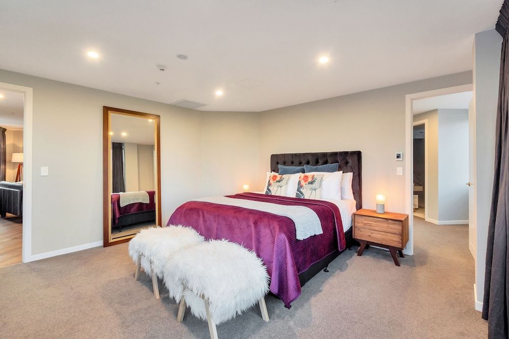 undefined Luxe In The City w Two Car Parks 4