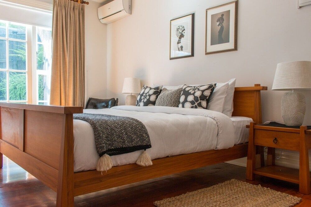 Cosy 3 Bedroom Villa in Freeman's Bay Apartment (3 Bedrooms) 6