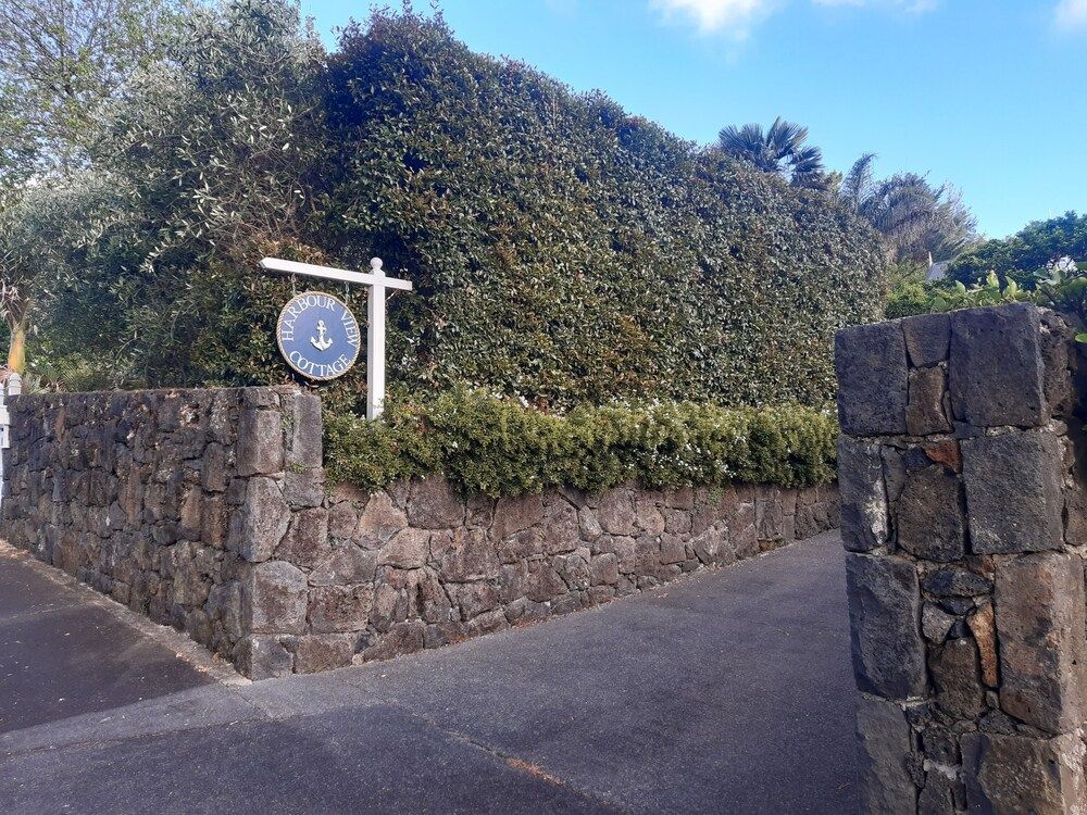 undefined Harbour View Cottage Boutique B&b 6