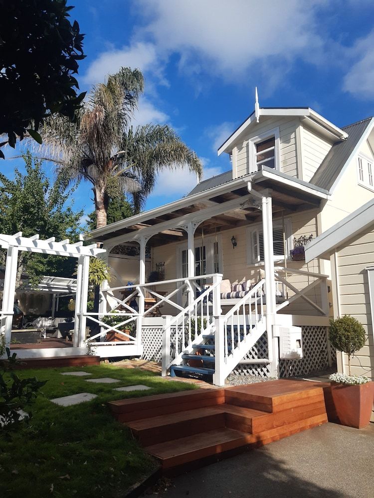 undefined Harbour View Cottage Boutique B&b
