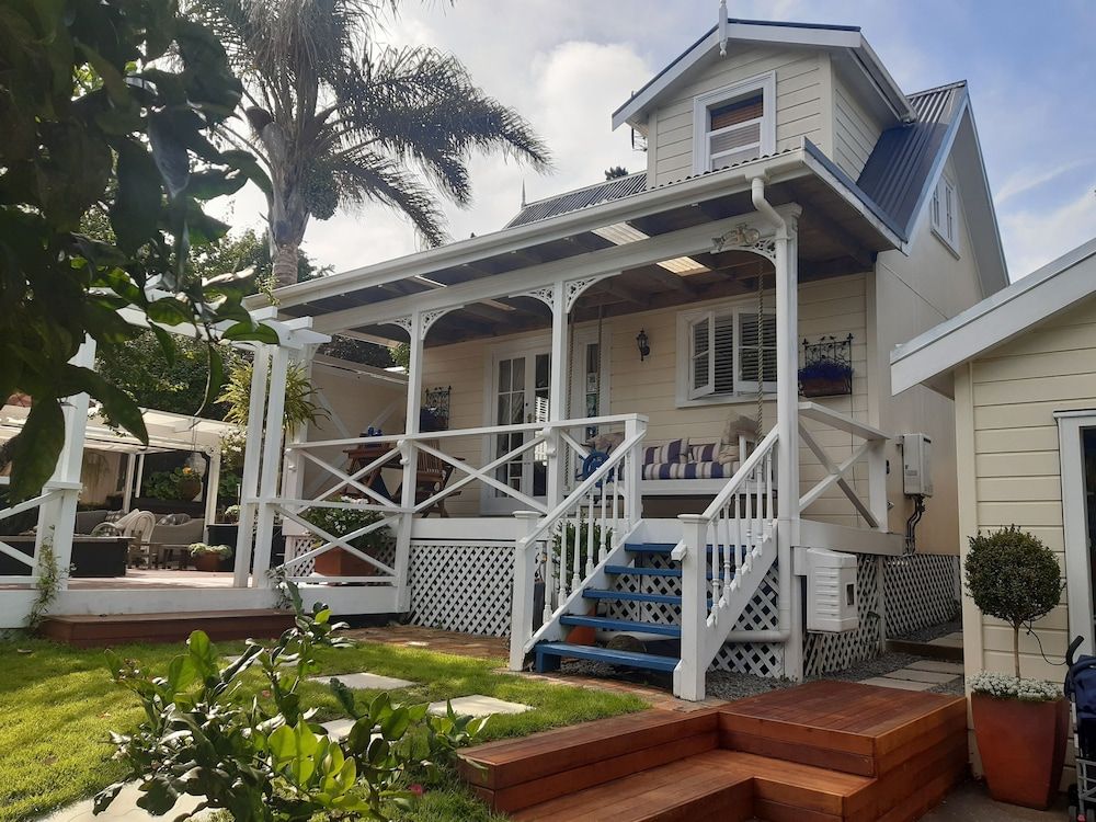 undefined Harbour View Cottage Boutique B&b 5