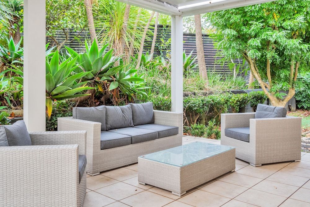 undefined Castor Bay Home near Albany Sleeps 9 5