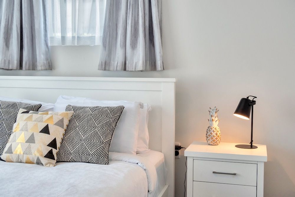 undefined Bright 3 Bedroom near St Lukes Mall 3 5