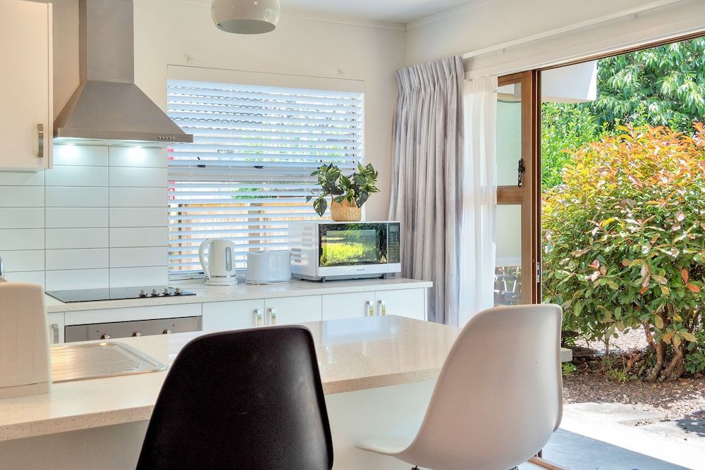 Bright 3 Bedroom near St Lukes Mall 3 Townhome 14