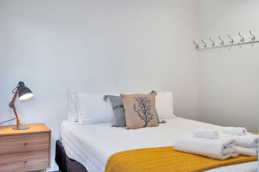 undefined Spacious 2 Bedroom CBD Apt 10