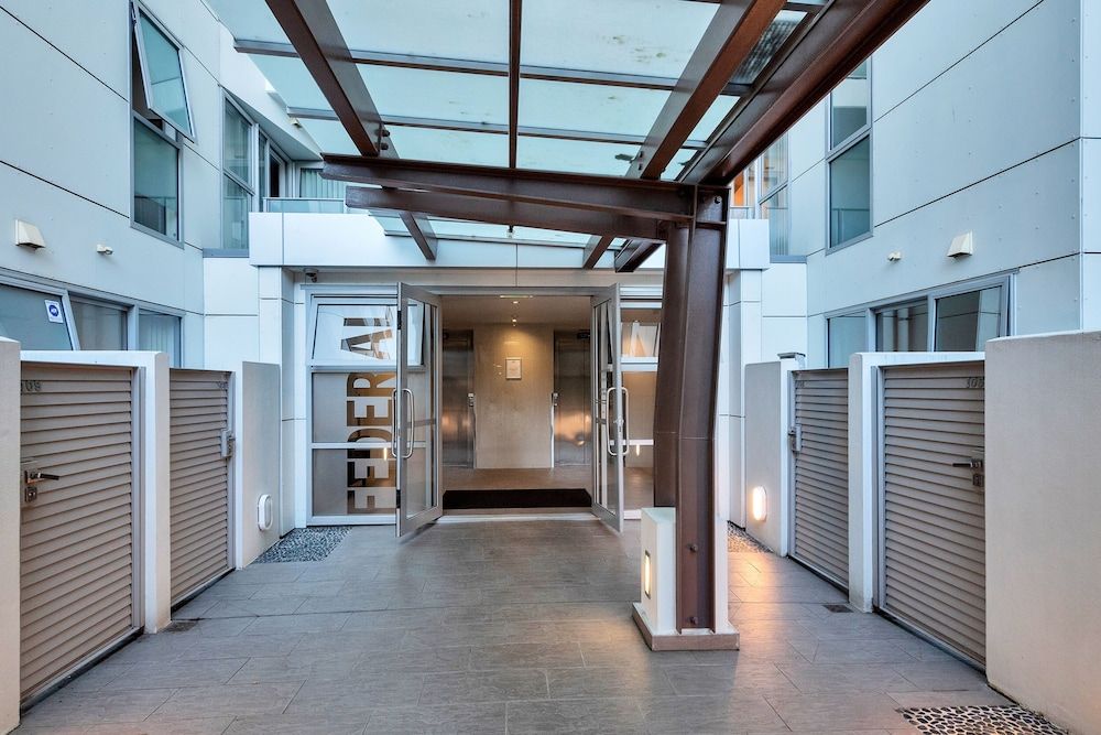 undefined Chic 3 Bedroom City Central with Parking 2