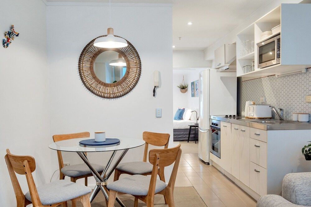 undefined Chic 3 Bedroom City Central with Parking 9