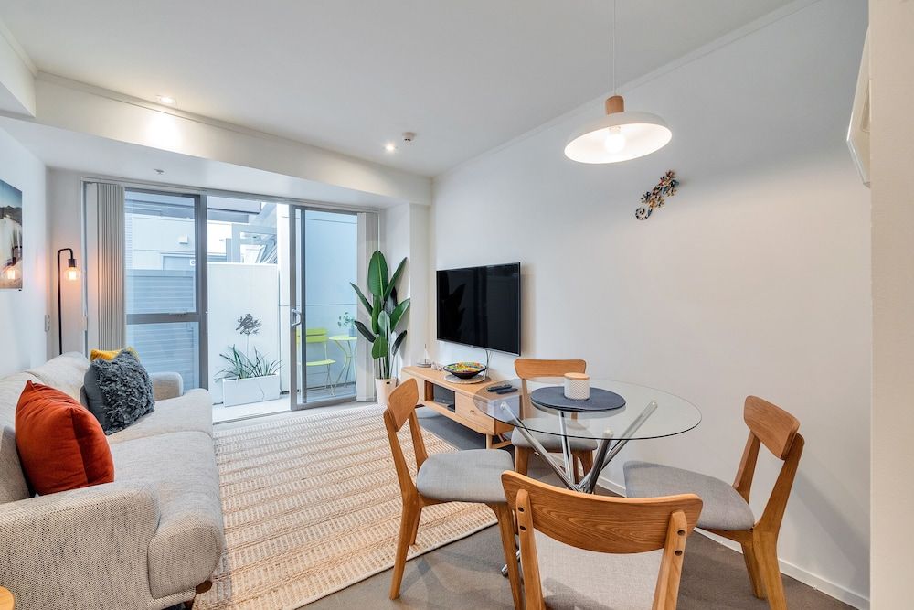 undefined Chic 3 Bedroom City Central with Parking