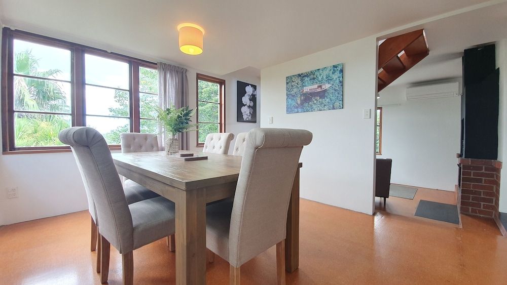 undefined Bright and Modern Oasis in Kingsland 3