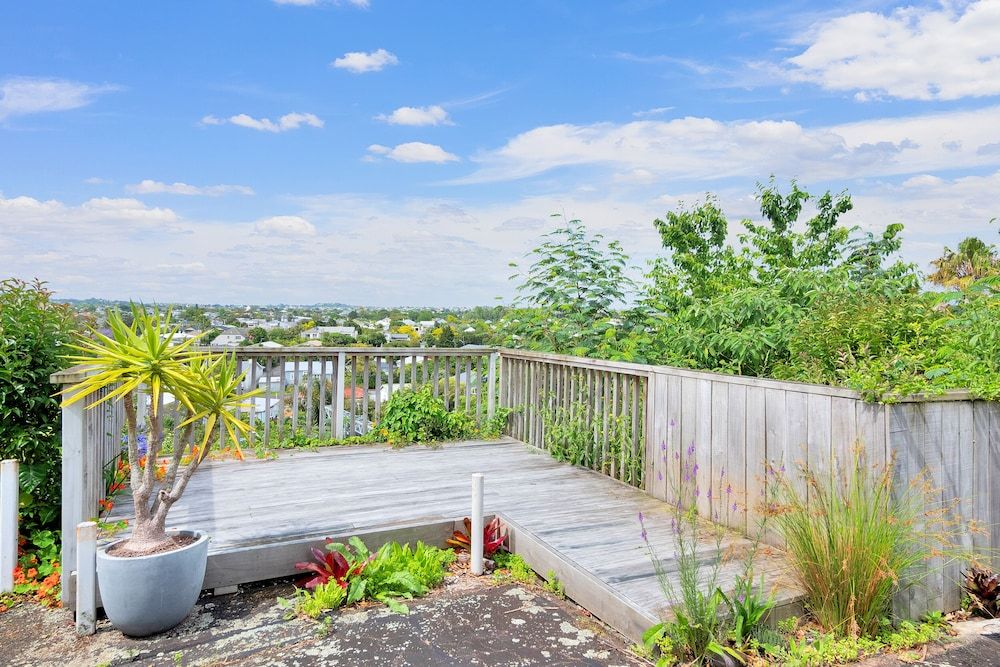 undefined Kingsland Contemporary 2BR with Carpark 2