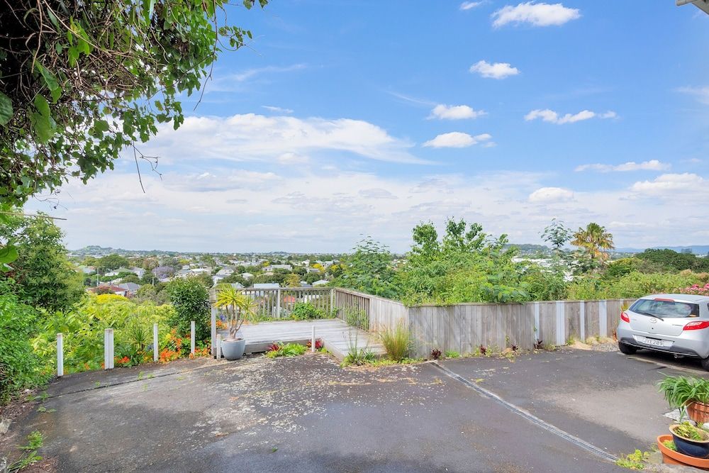 undefined Kingsland Contemporary 2BR with Carpark 4