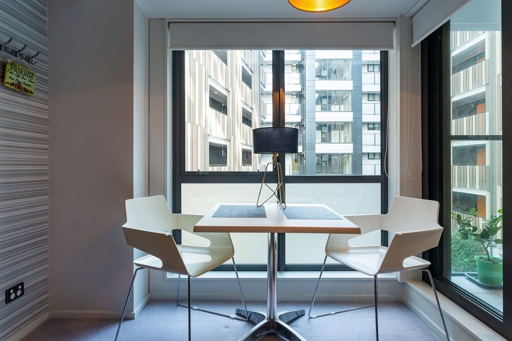 undefined Toodle's Pristine inner-city nest with carpark 7