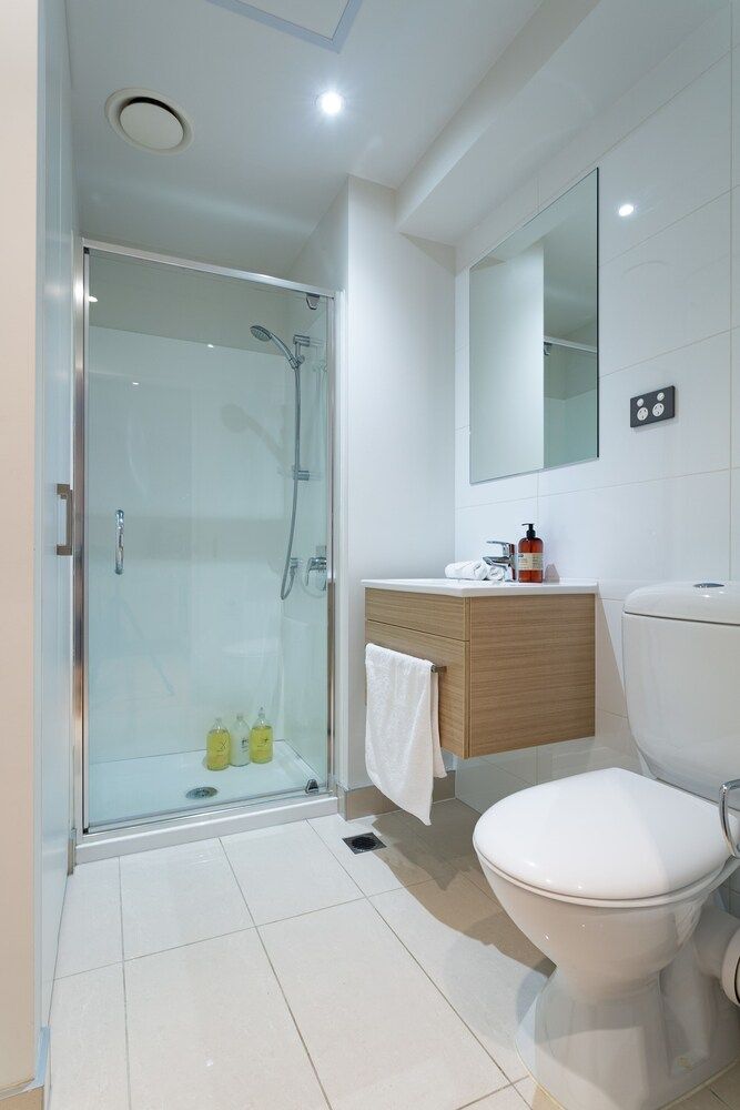 Toodle's Pristine inner-city nest with carpark Apartment 9