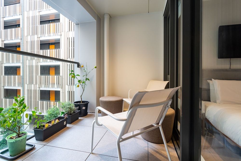 Toodle's Pristine inner-city nest with carpark Apartment 8