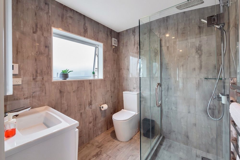 Elegant and Stylish Retreat in Epsom House, 5 Bedrooms 13