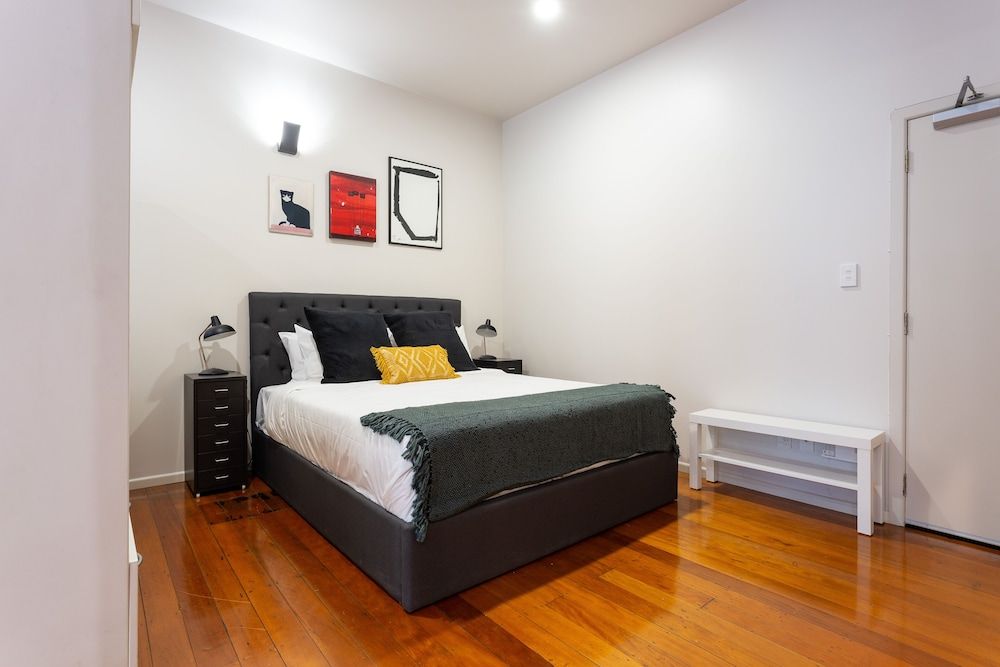 undefined Toodle's Characterful loft on Lorne Street 5