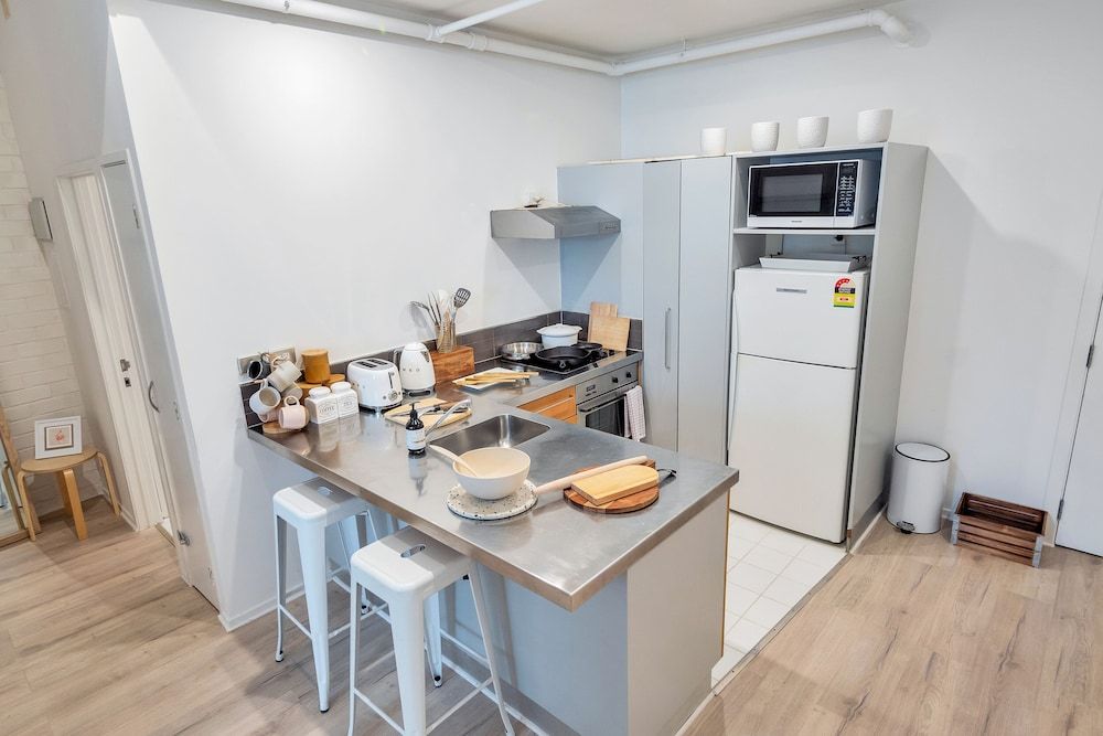 undefined Awesome Cool Beachy 2BR CBD Gem Wifi 6