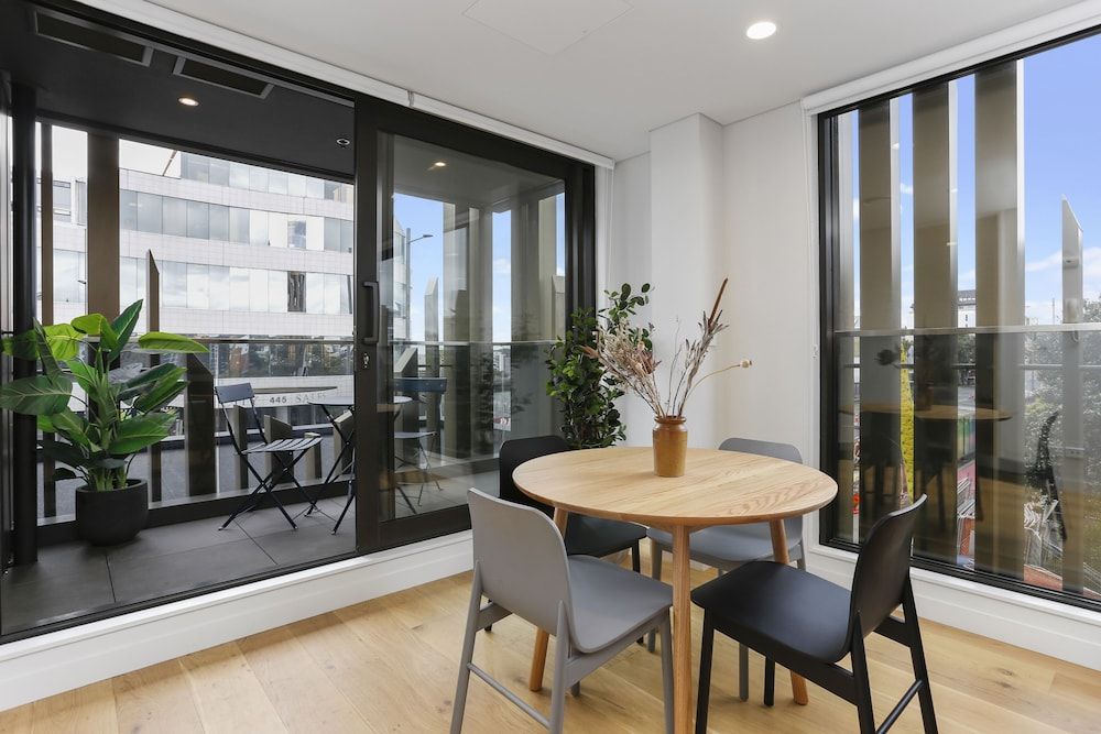 undefined Brand new & vibrant living on K'rd 10