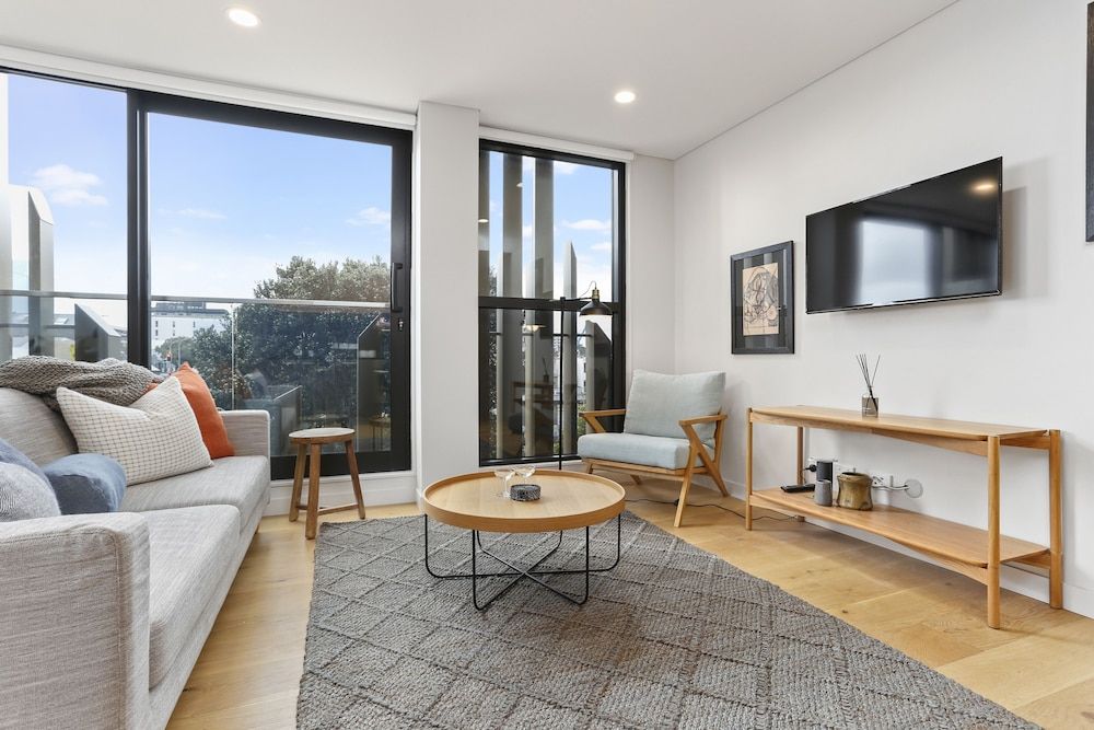 undefined Brand new & vibrant living on K'rd 8