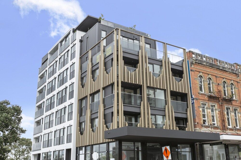 undefined Brand new & vibrant living on K'rd