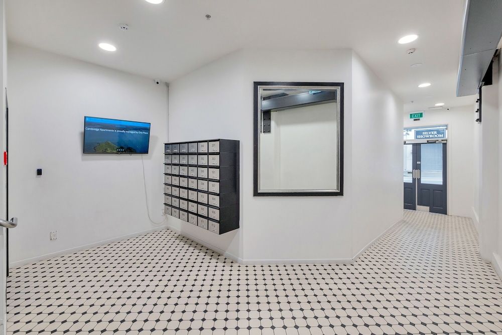 undefined Compact & Budget City Apartment with Air-con 6