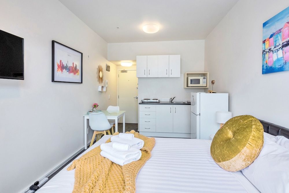 undefined Awesome City Studio with WiFi Nr Spark Arena 8