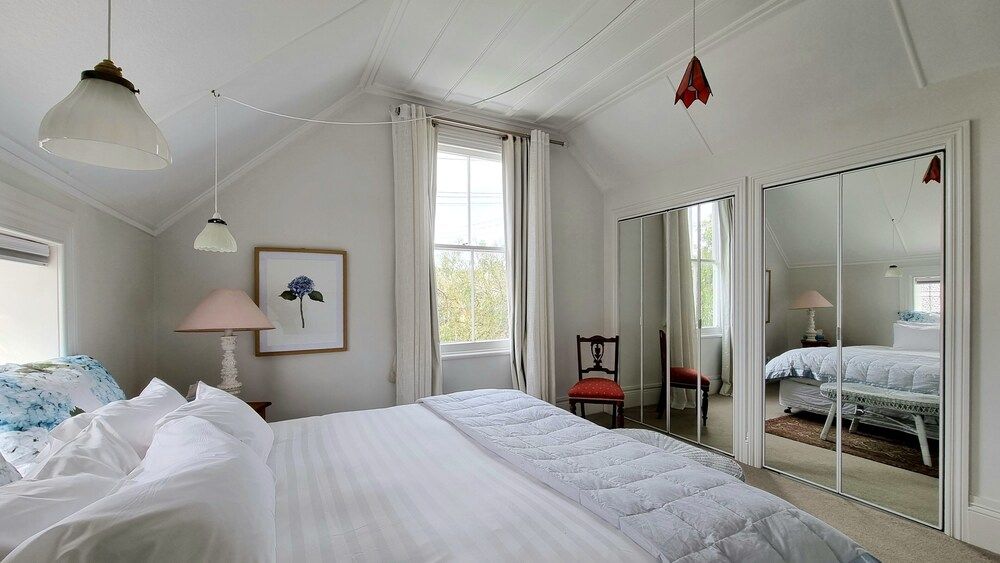 undefined Timeless Heritage Grey Lynn 2BR Beauty 8