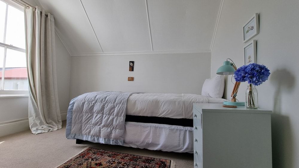 undefined Timeless Heritage Grey Lynn 2BR Beauty 9