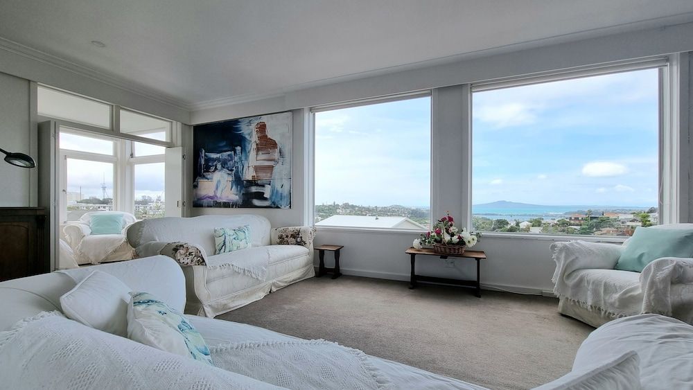 undefined Gorgeous Apt Panoramic Views 7