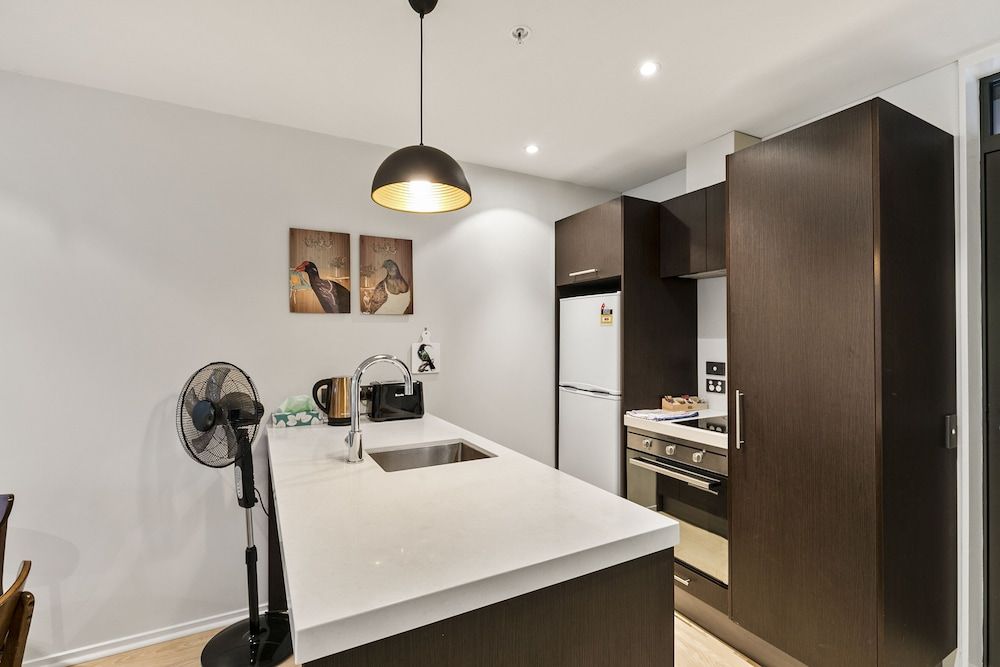 undefined Chic 2BR Pool & Gym - Steps to Ponsonby 2