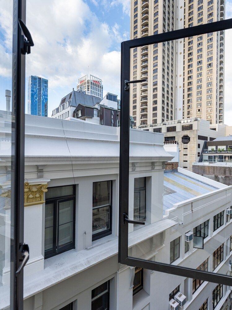 undefined Bright CBD Studio -Near SkyTower-WiFi 3