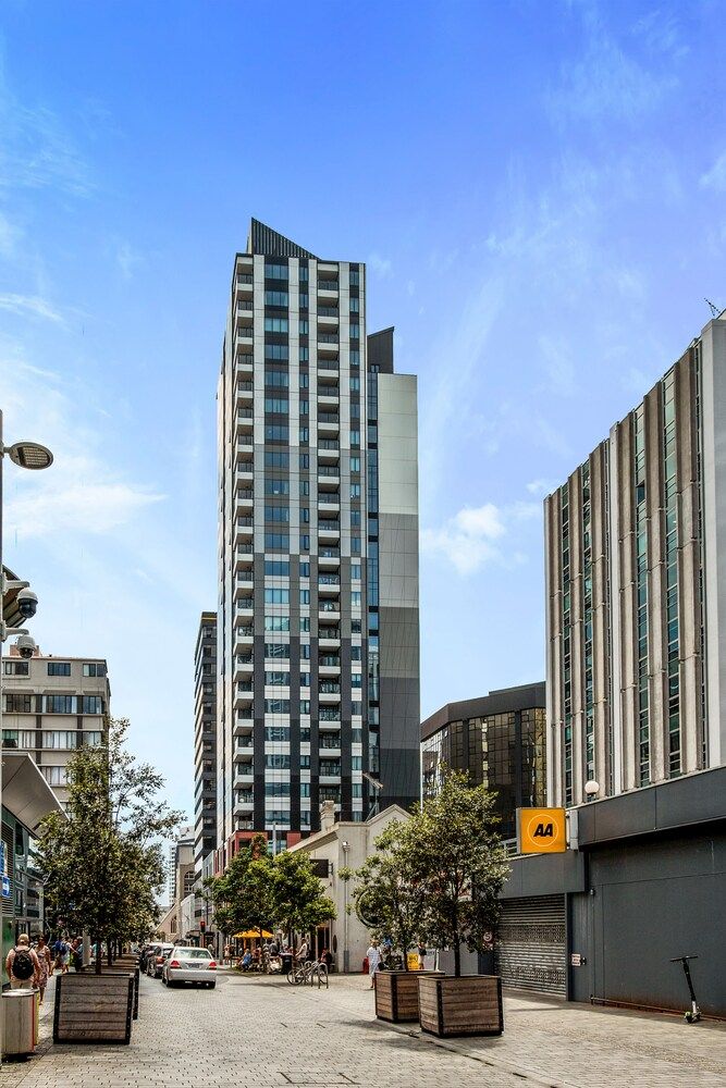 undefined Super Central To SkyTower - Netflix 3