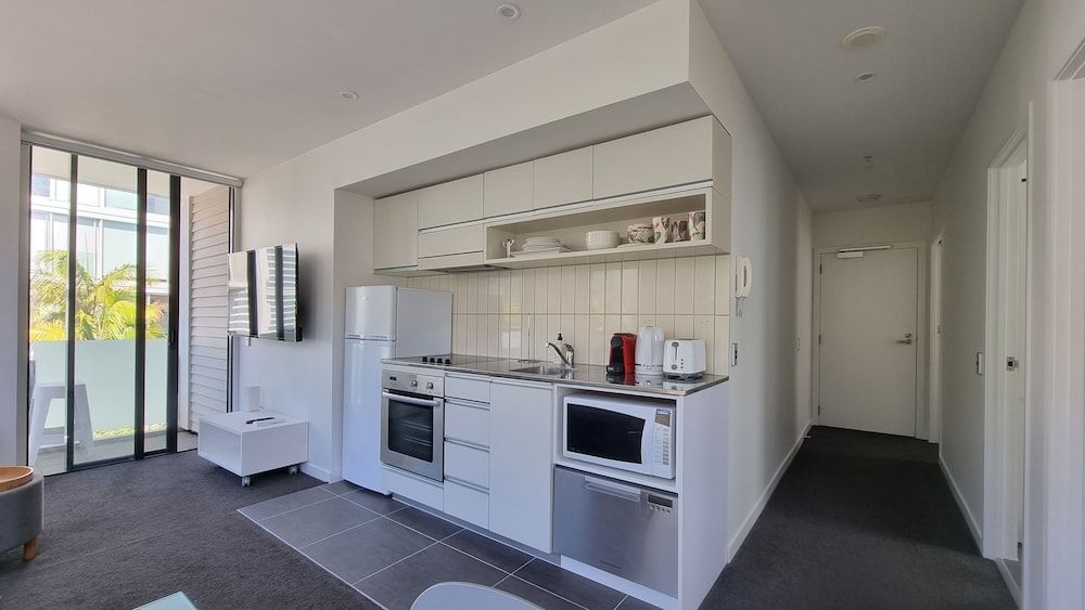 undefined Sweet Escape by Waterfront w Carpark 8