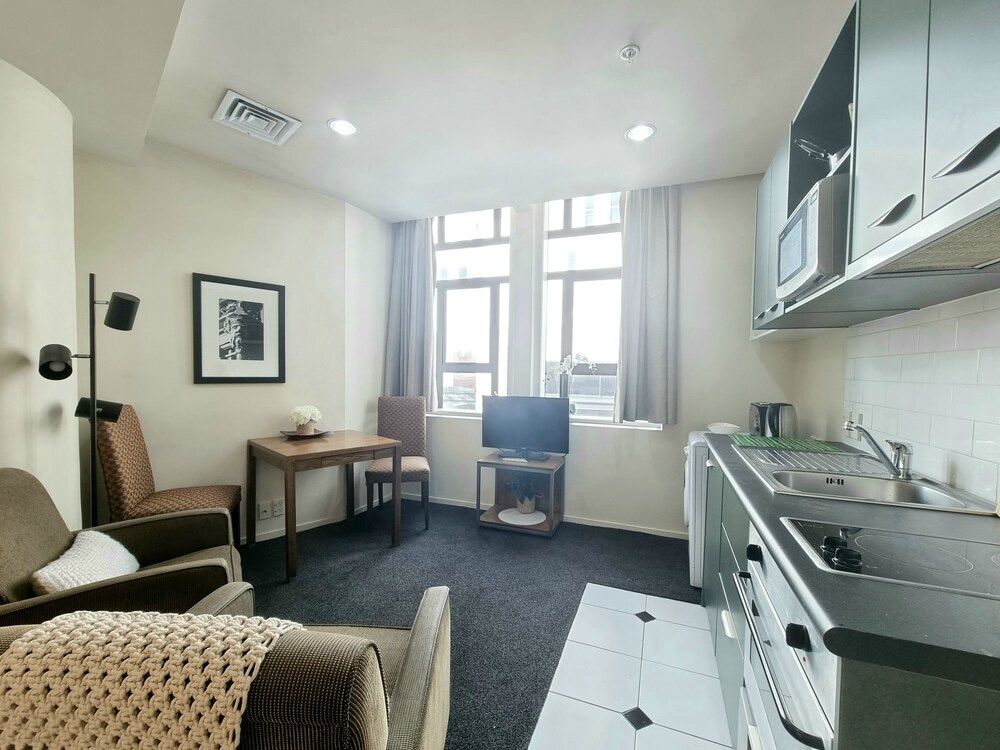 undefined Bright & Cozy 1BR - Kitchen - Laundry 6