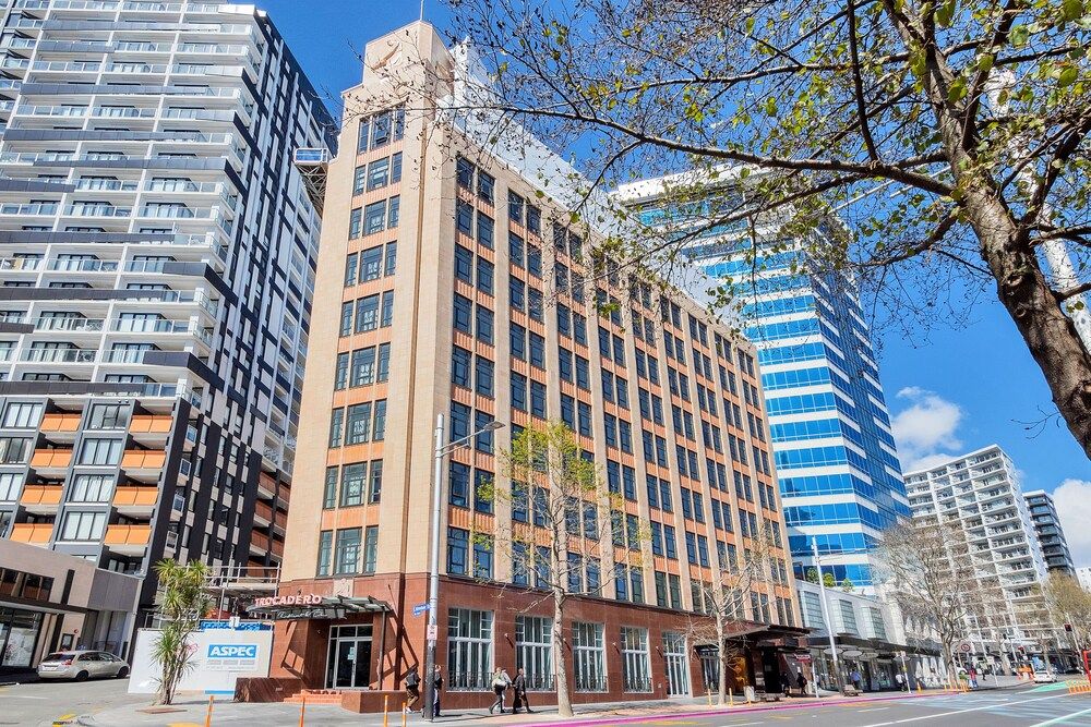 undefined Bright & Cozy 1BR - Kitchen - Laundry