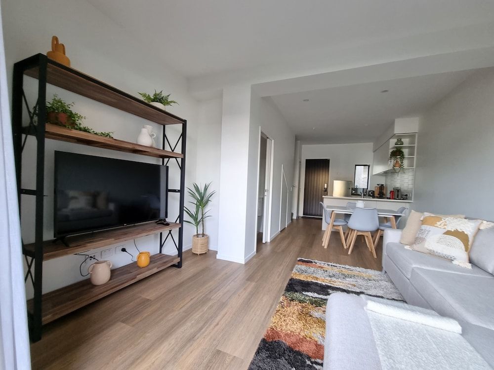 Brand New House by Botany - Parking House 21