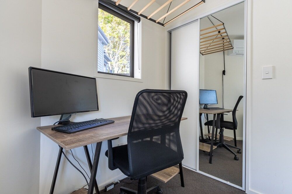 undefined High-end 3BR House - Skytower View 7