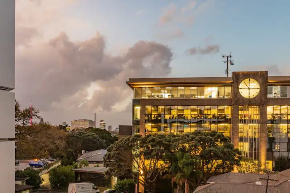 undefined Premium Brand New Central Apt - Carpark 5