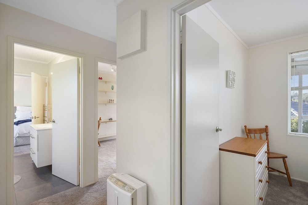 undefined Bright & Sunny Meadowbank - Gardens 5