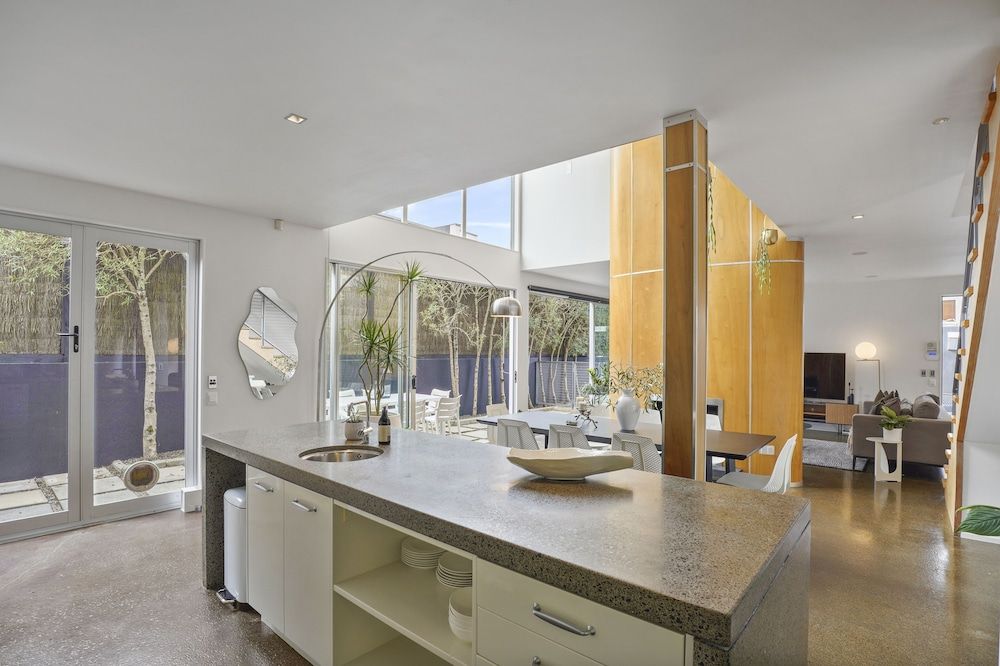 undefined Central Executive Parnell Designer Home 8