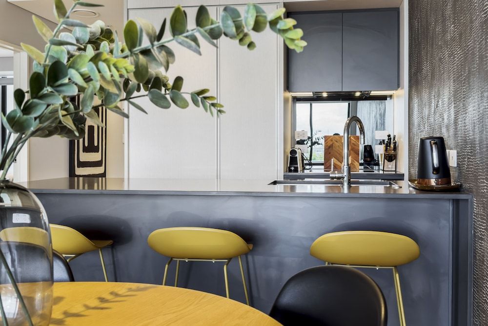 undefined Laid back living with city views 7