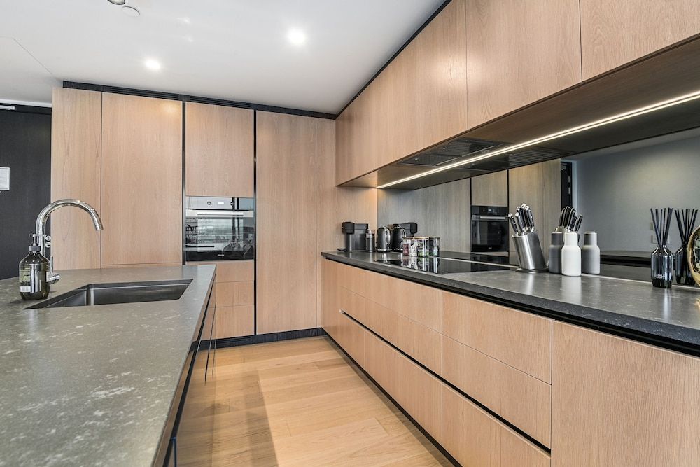 undefined Chic contemporary in Wynyard Quarter 8