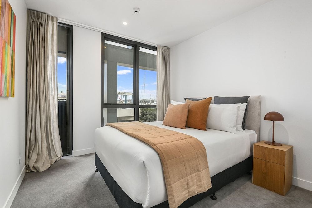 undefined Chic contemporary in Wynyard Quarter 3