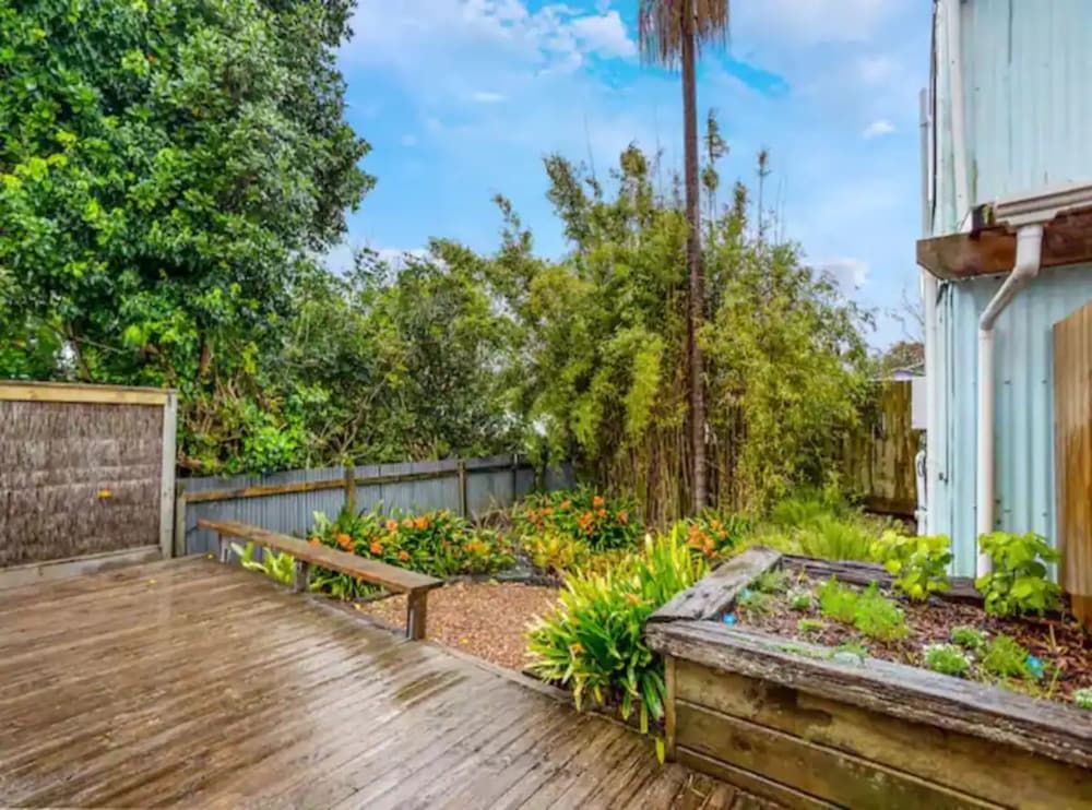 undefined Lovely 3-Bedroom Home With Free Parking 8