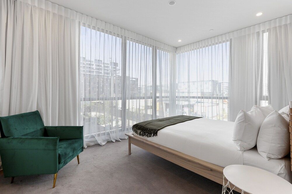 undefined Modern & elegant living Wynyard Quarter 3