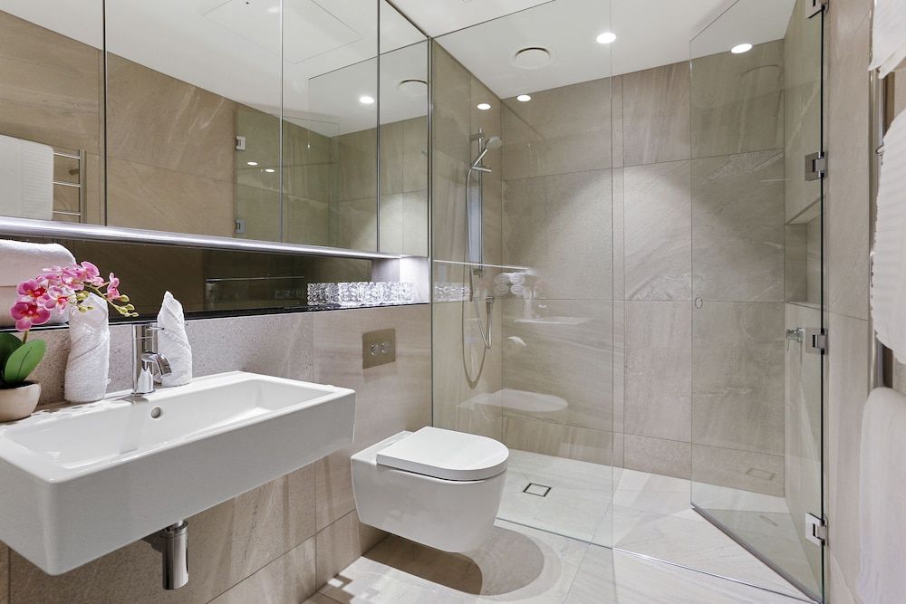 Modern & elegant living Wynyard Quarter Deluxe Apartment 20